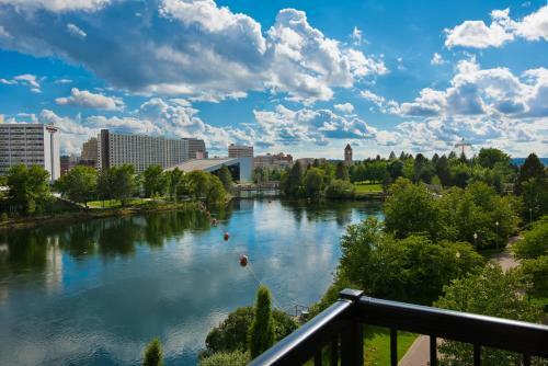 Hotel Oxford Suites Spokane
