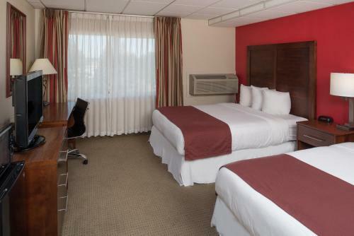 Hotel Ramada By Wyndham Downtown Spokane