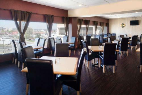 Hotel Ramada By Wyndham Downtown Spokane