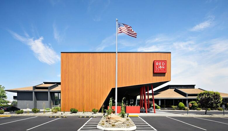 Red Lion Hotel Wenatchee