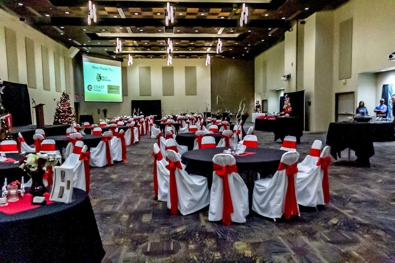 Coast Wenatchee Center Hotel