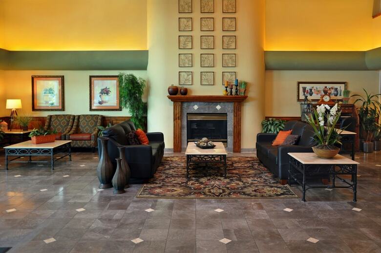 Hotel Oxford Suites Yakima