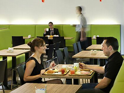 Hotel Ibis Brussels Centre Gare Du Midi