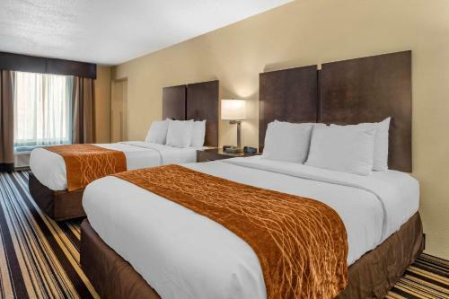 Hotel Comfort Inn & Suites