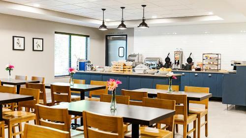 Hotel Country Inn & Suites By Radisson, Appleton, Wi