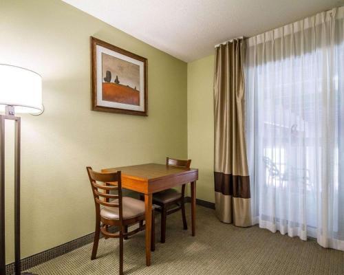 Hotel Comfort Inn & Suites Black River Falls I-94