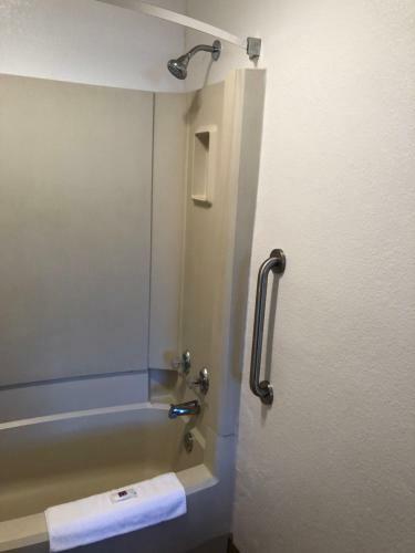 Motel 6 Lacrosse