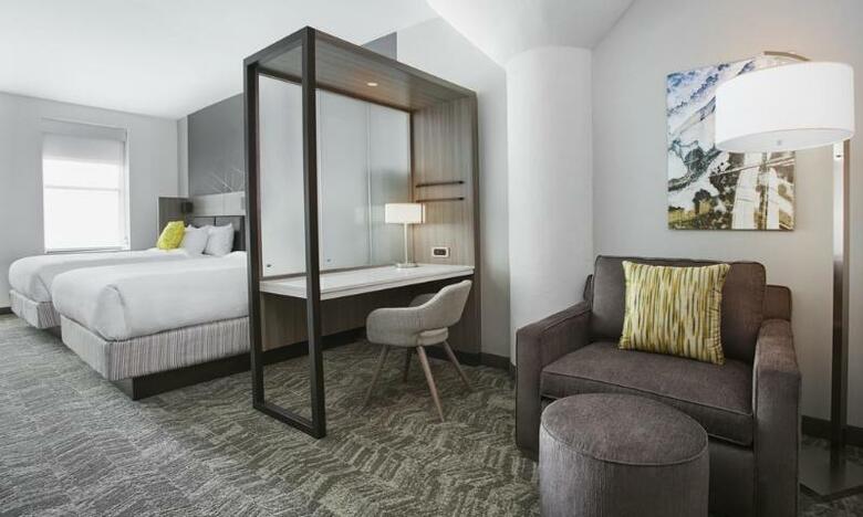Hotel Springhill Suites By Marriott Milwaukee Downtown