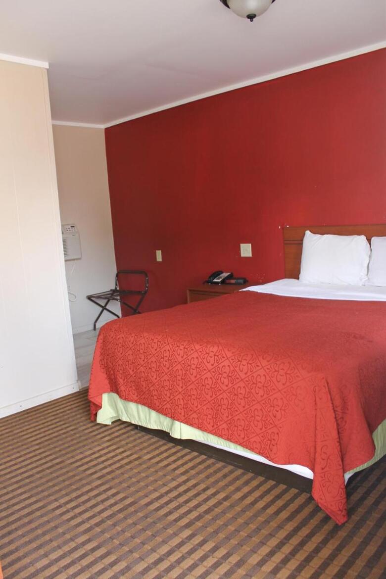 Hotel Motel Reedsburg