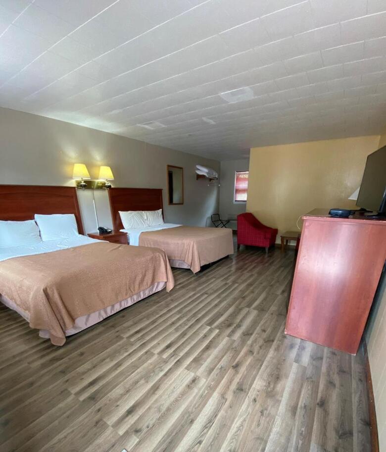 Hotel Motel Reedsburg