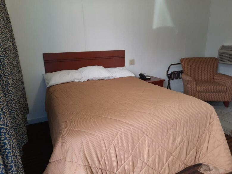 Hotel Motel Reedsburg
