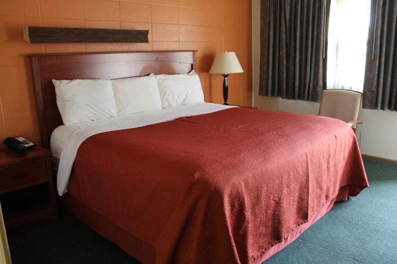 Hotel Motel Reedsburg