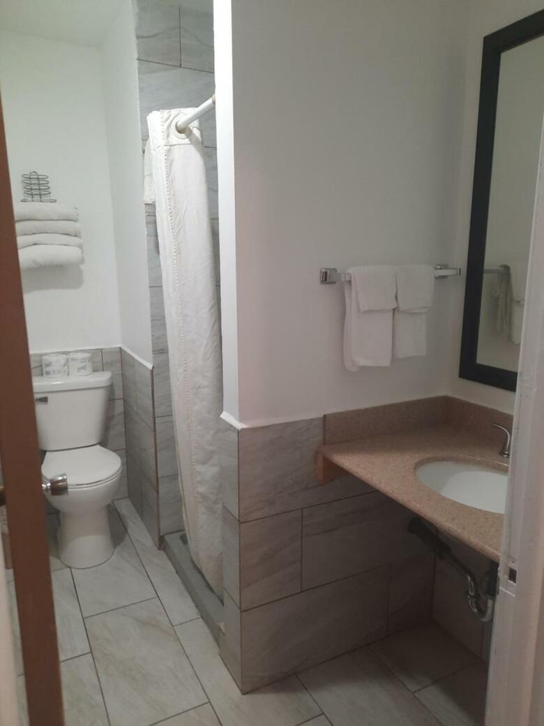 Hotel Motel Reedsburg