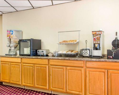 Hotel Econo Lodge Inn & Suites Stevens Point