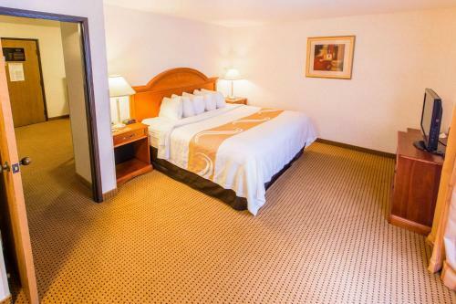 Hotel Quality Inn & Suites - University