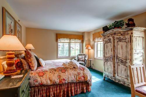 Borders Lodge