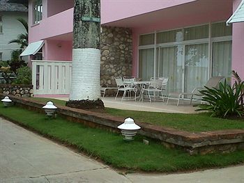 Shaw Park Beach Hotel All Inclusive