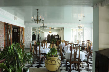 Shaw Park Beach Hotel All Inclusive