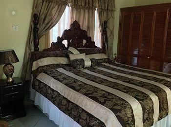 Hotel Cazwin Villa