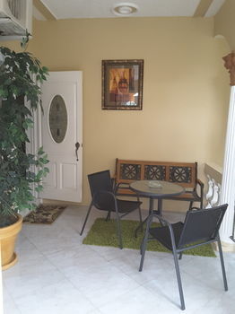 Hotel Cazwin Villa