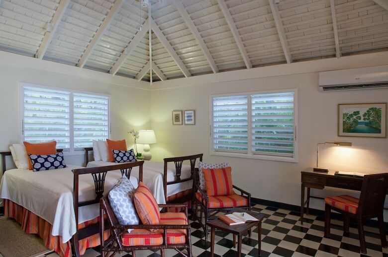 Apartamento Round Hill Hotel And Villas