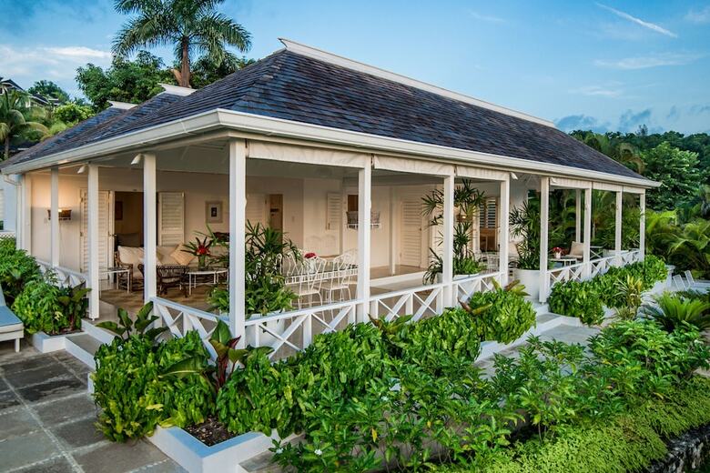 Apartamento Round Hill Hotel And Villas