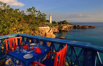 The Caves Hotel