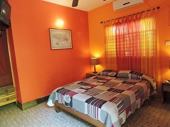 Apartamento Sunrise Club Hotel Restaurant & Bar