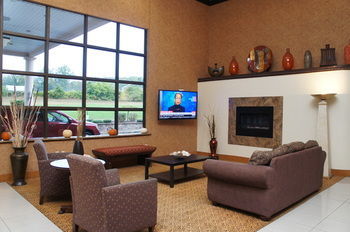 Hotel Rodeway Inn & Suites