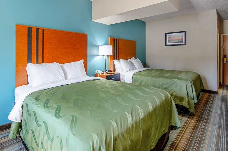 Hotel Quality Inn & Suites
