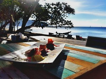 Apartamento Think & Retro Cafe Lipa Noi Samui