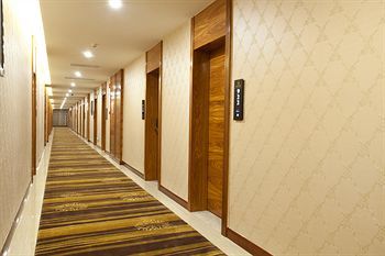 Oubon International Hotel
