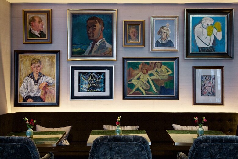 St James Hotel & Club