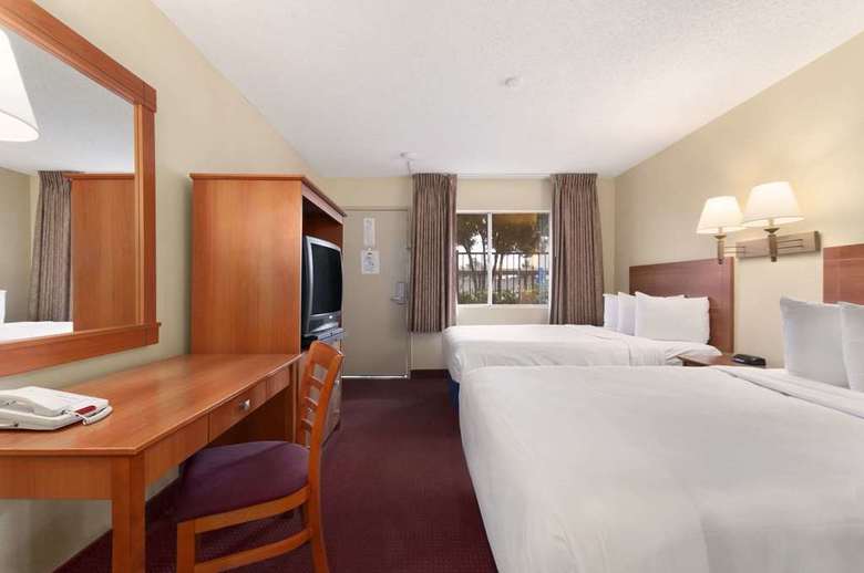Days Inn Wild Wild West Hotel