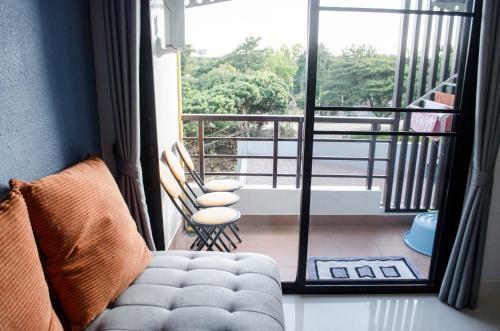 Luxury Apartment With Massage Chair