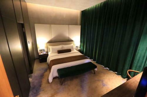Hotel James Joyce Coffetel Guangzhou Panyu Changlong