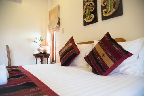 Bed & Breakfast Gordnuea Boutique House