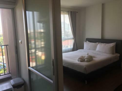 Apartamento Baan Kun Koey Condo