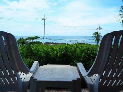 The Sea @ Lanta Hotel