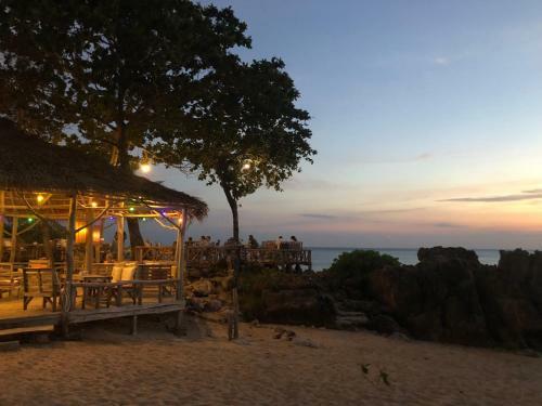 Hotel Lanta River Sand Resort