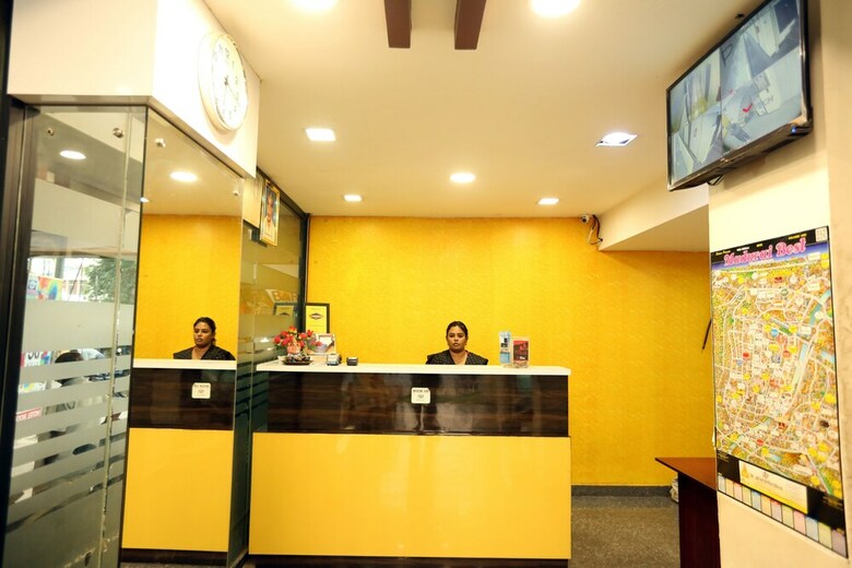 Oyo 37750 Hotel Boopathi International