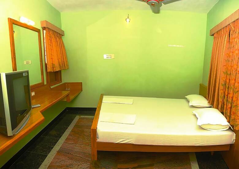 Hotel Vinodhara Guest House
