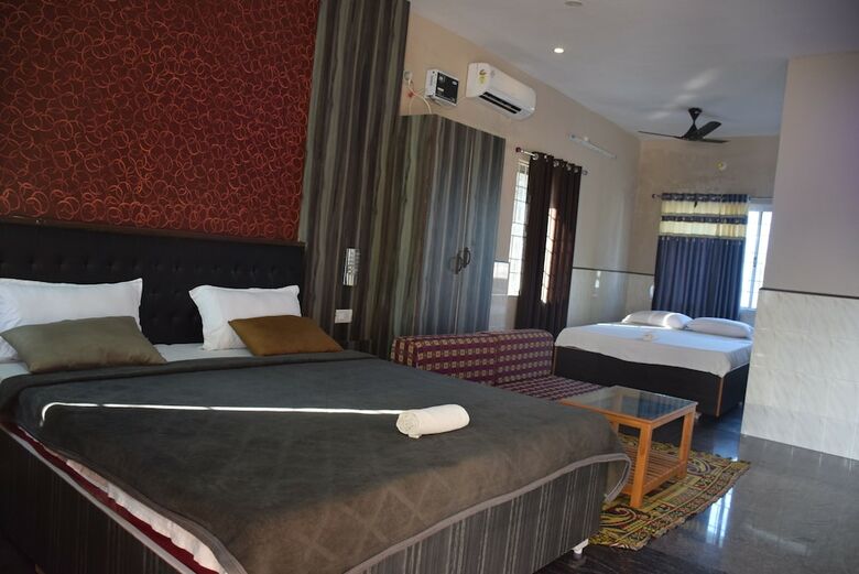 Hotel Vinodhara Guest House