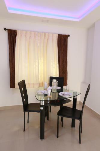 Lodge Karuna Regent