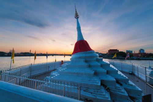 Hotel Botanic Service Room @ Impact Muangthongthani