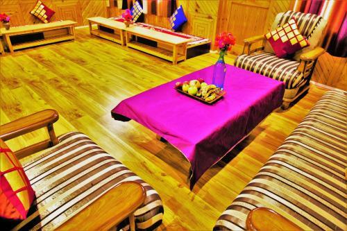 Hotel Pause At Manali