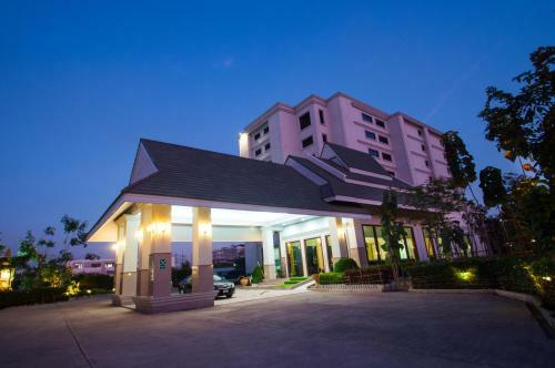 Pearl Resort & Hotel