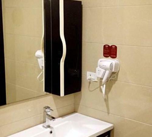Elan Hotel Hangzhou Sanliting