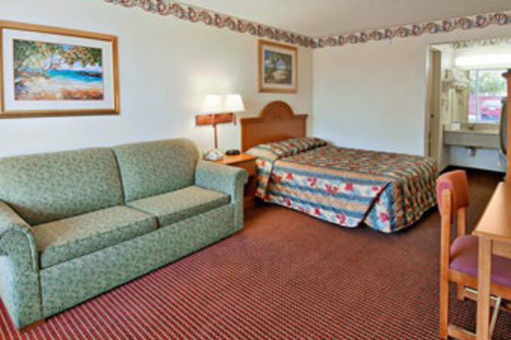 Hotel Days Inn South