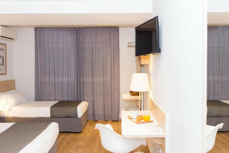 Hostal Rooms Ciencias